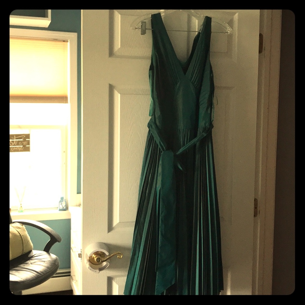Green Banana Republic dress.